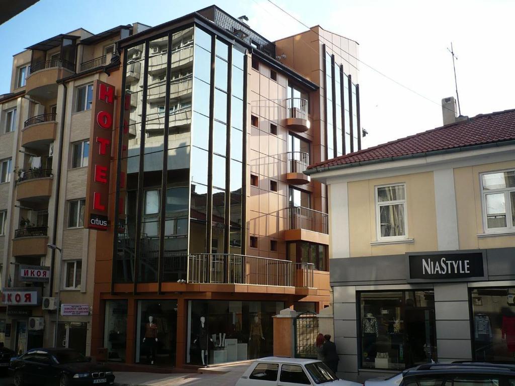 Citius Hotel Варна Екстериор снимка
